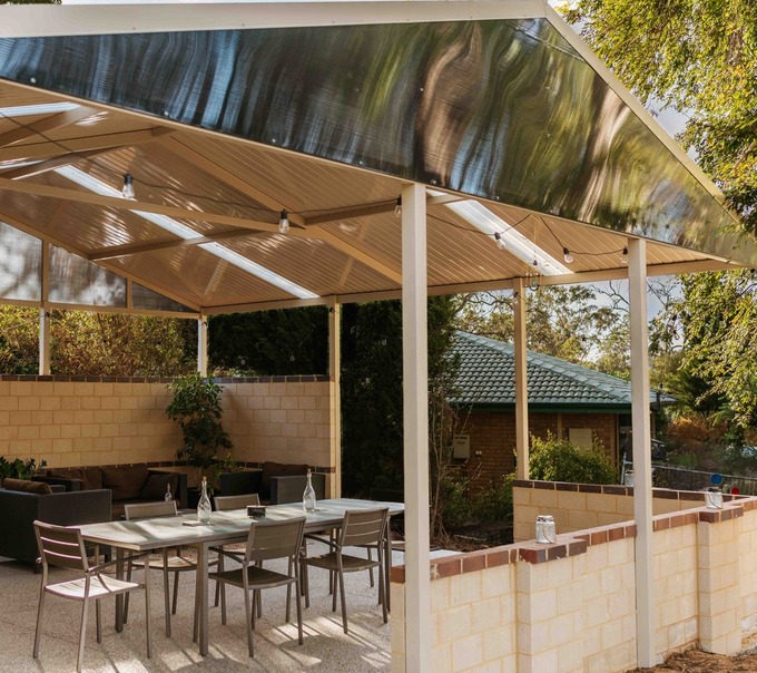 cdek-gable-alfresco-4