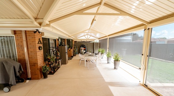 Outdoor Blinds Enclosed